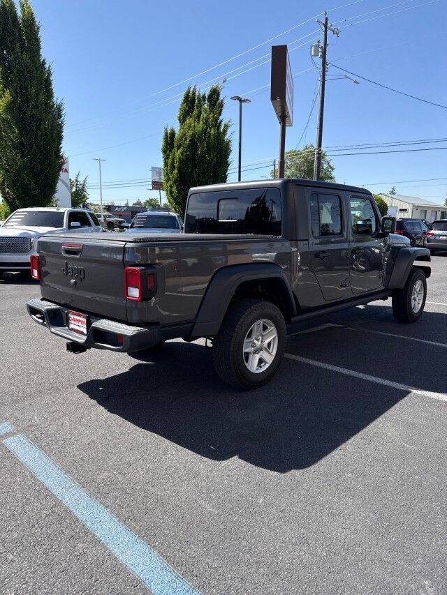 2020 Jeep Gladiator Sport S - Photo 6