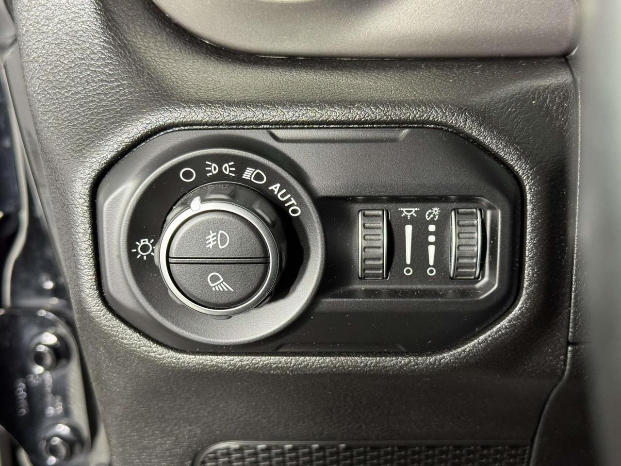 2020 Jeep Gladiator Sport Fredericksburg VA