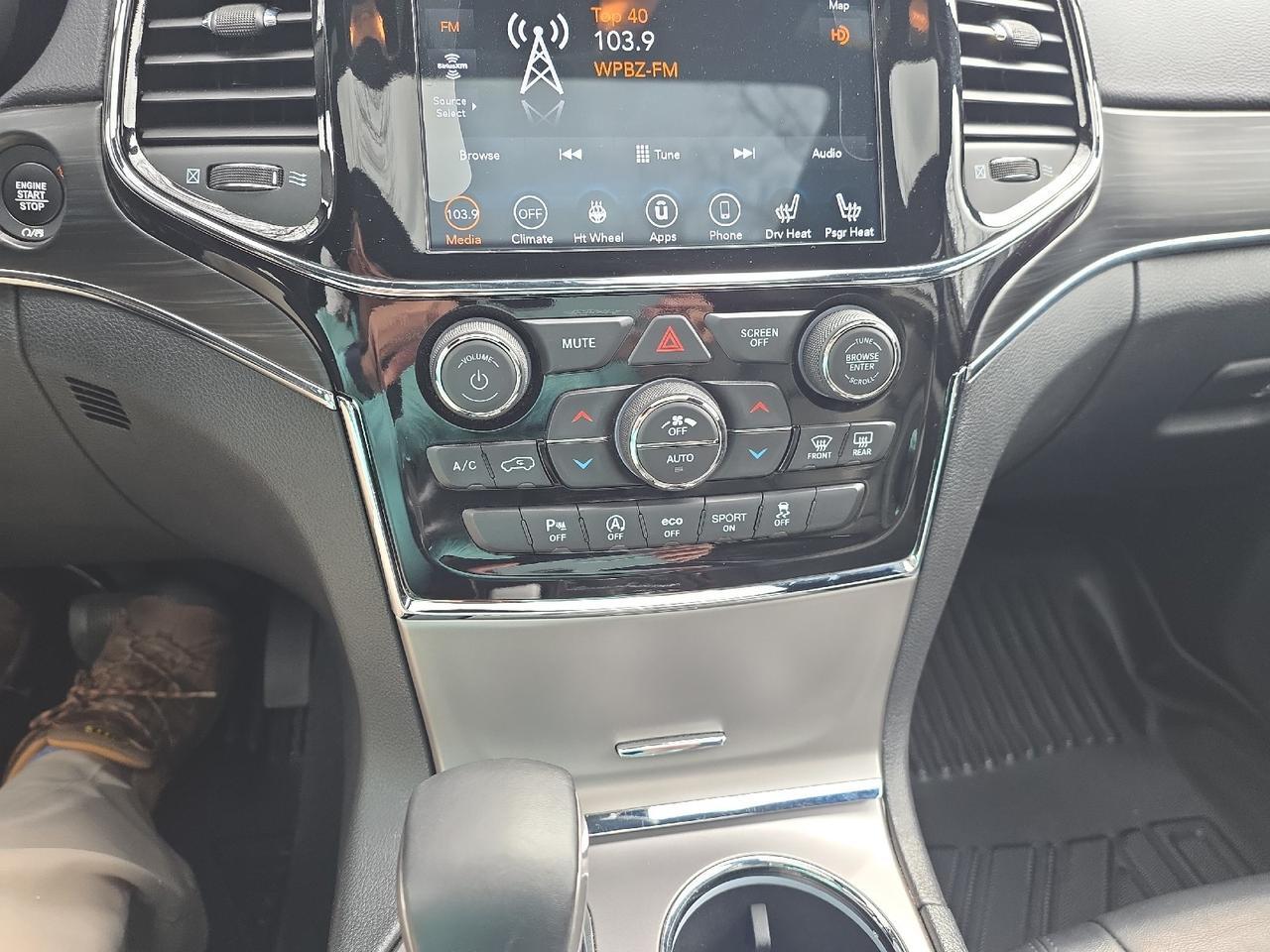 2020 Jeep Grand Cherokee Sand Lake NY