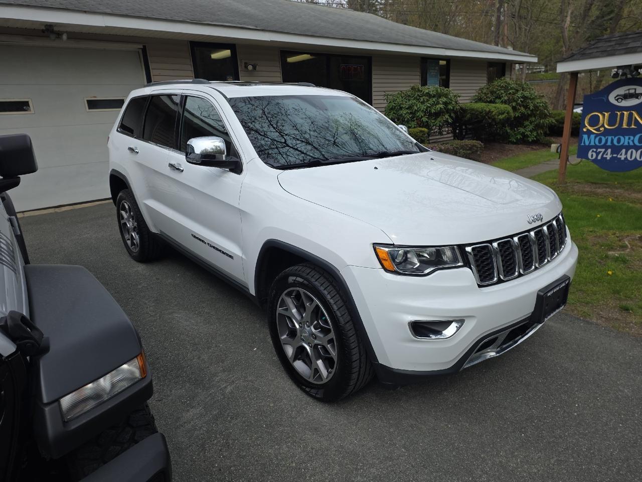 2020 Jeep Grand Cherokee Sand Lake NY