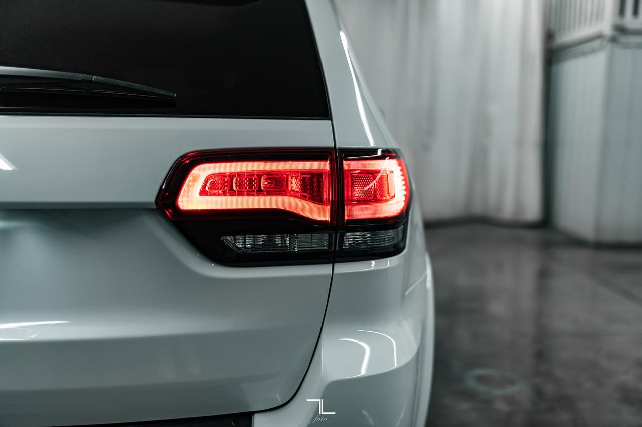 2020 Jeep Grand Cherokee 4x4 Altitude Laredo Leather Roof Nav BCam Red Deer AB