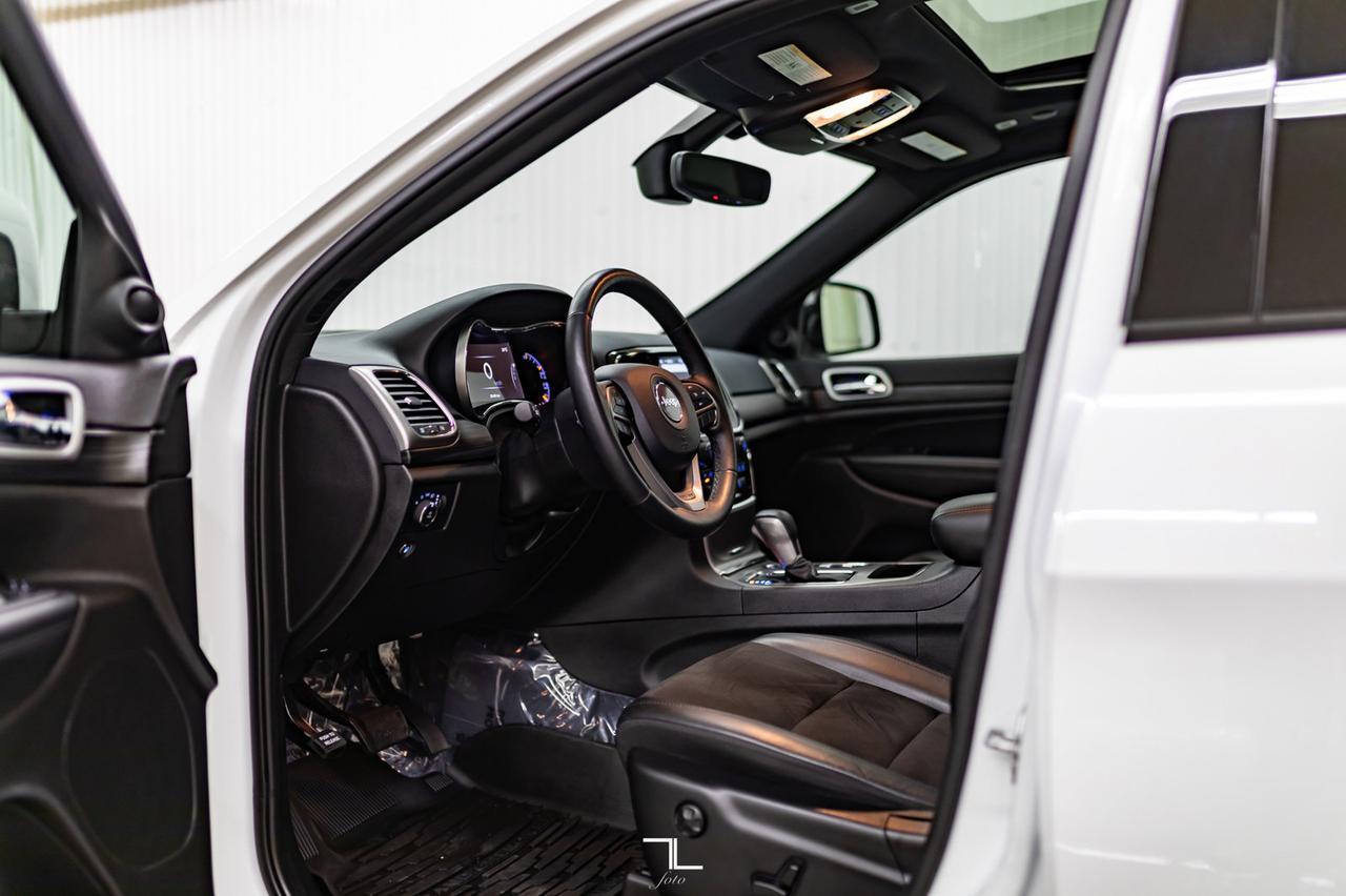 2020 Jeep Grand Cherokee 4x4 Altitude Laredo Leather Roof Nav BCam Red Deer AB