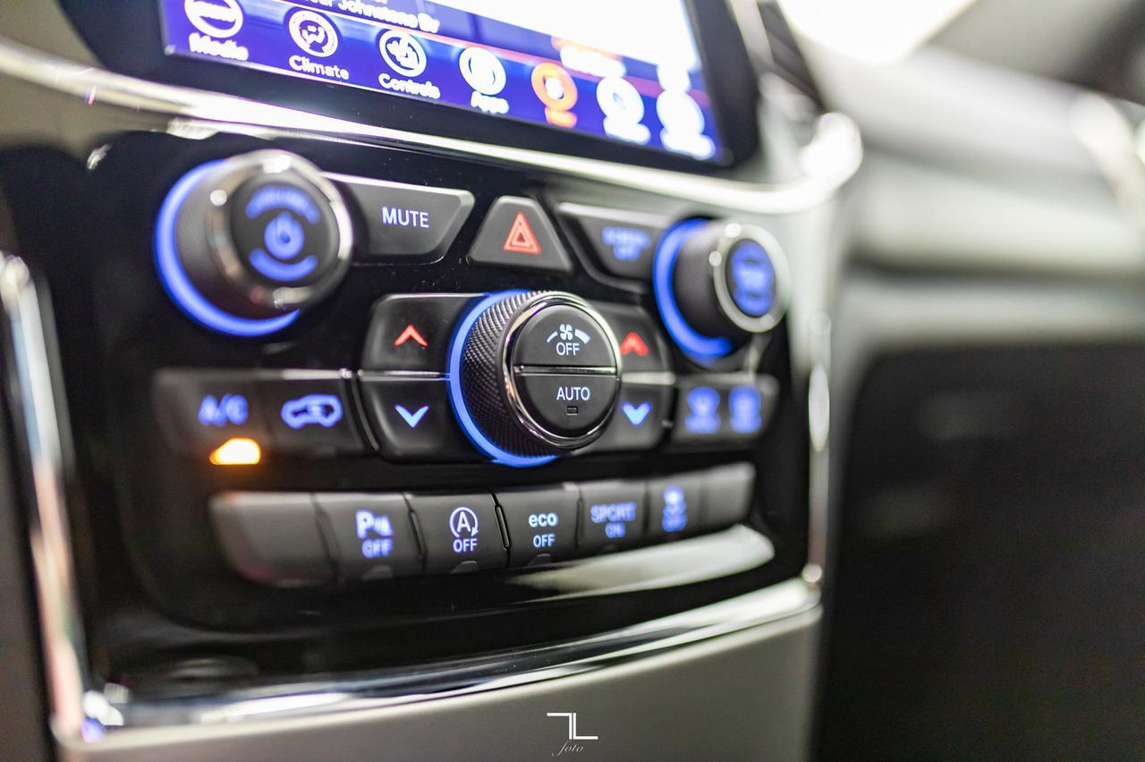 2020 Jeep Grand Cherokee 4x4 Altitude Laredo Leather Roof Nav BCam Red Deer AB