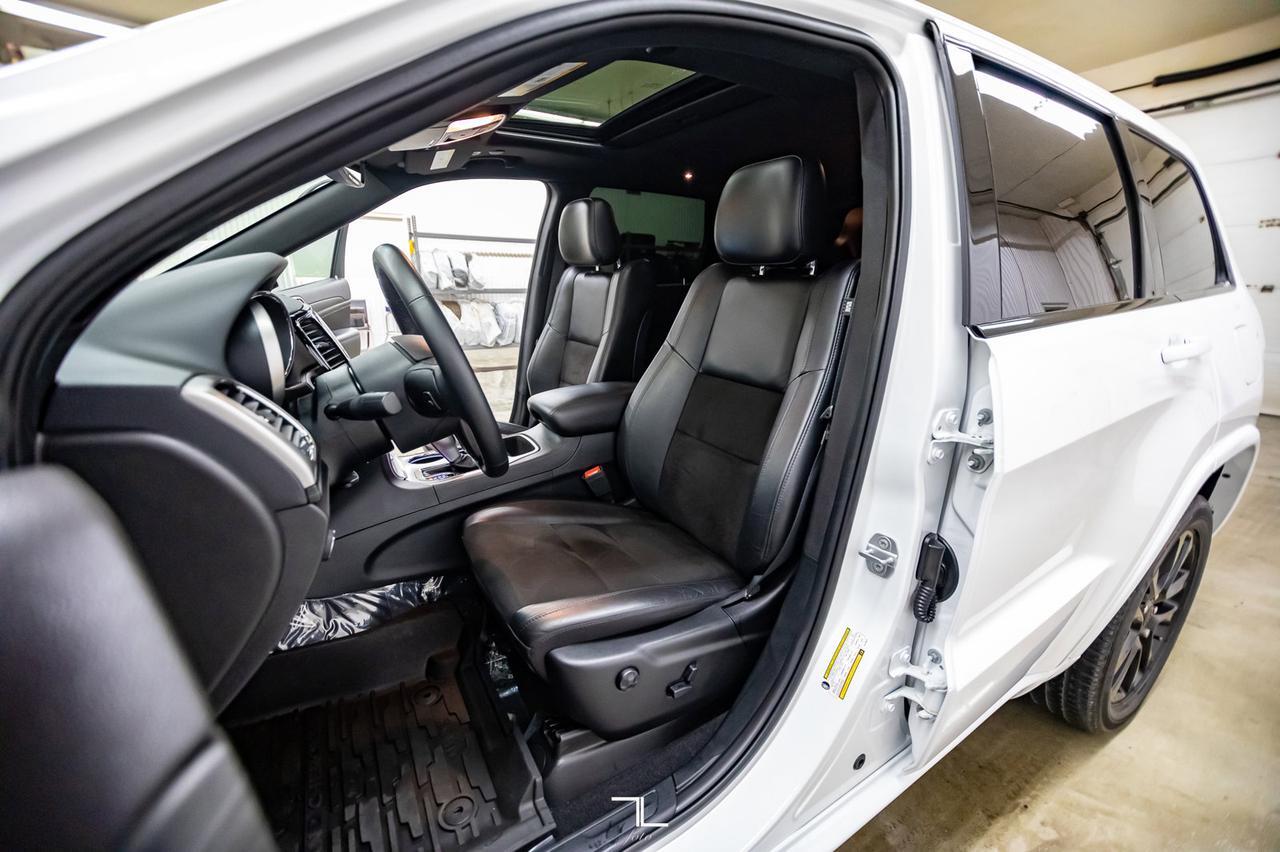 2020 Jeep Grand Cherokee 4x4 Altitude Laredo Leather Roof Nav BCam Red Deer AB