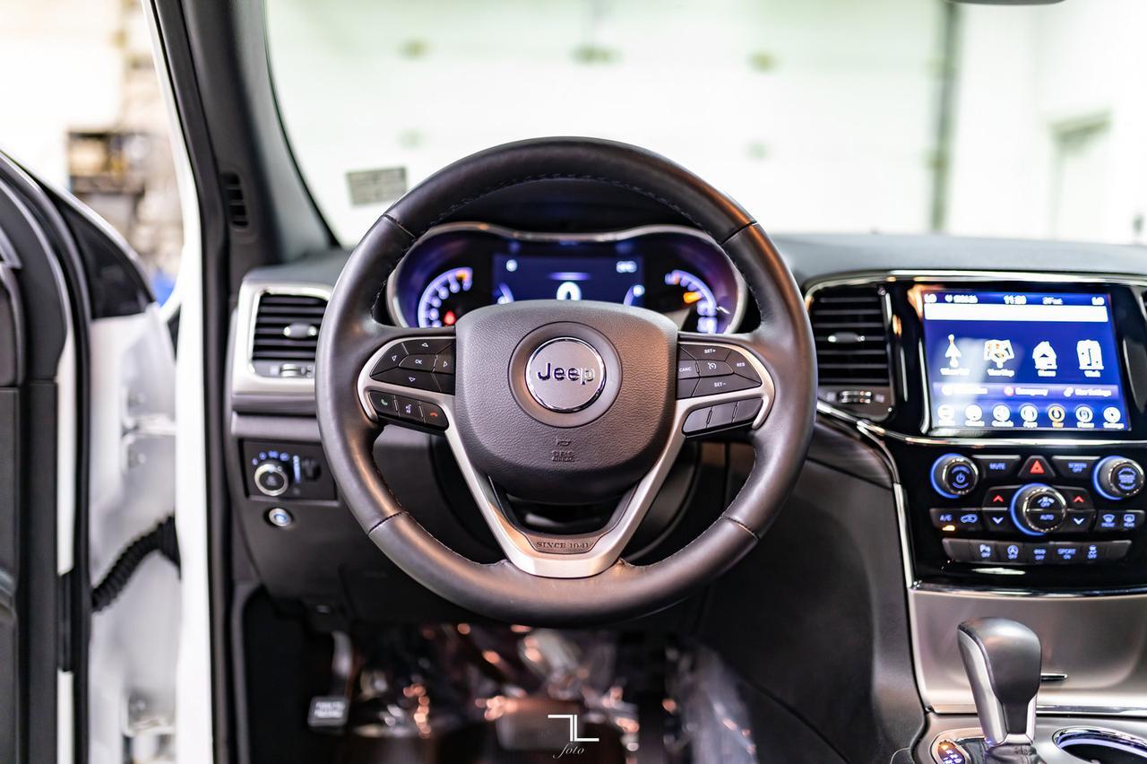 2020 Jeep Grand Cherokee 4x4 Altitude Laredo Leather Roof Nav BCam Red Deer AB