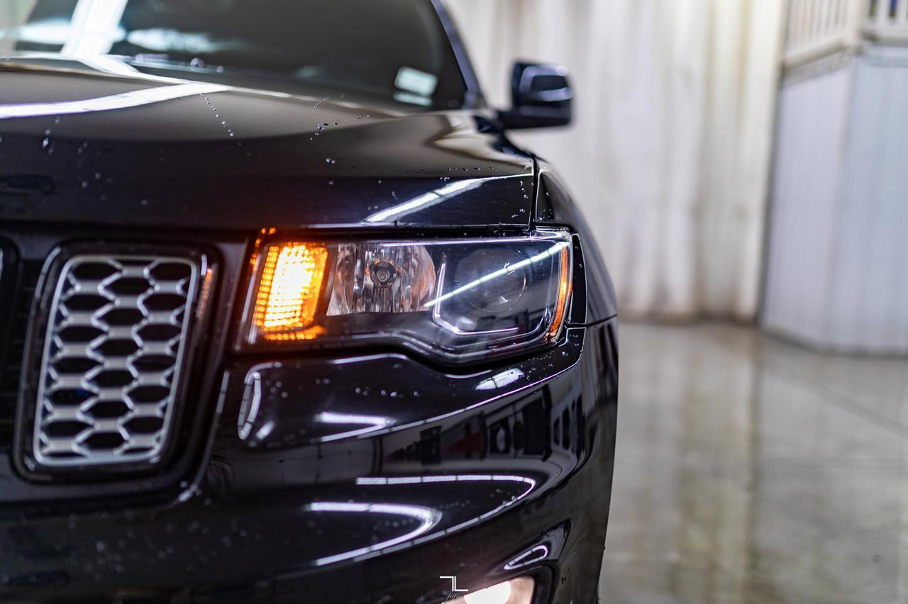 2020 Jeep Grand Cherokee 4x4 Altitude Leather Roof Nav BCam Red Deer AB