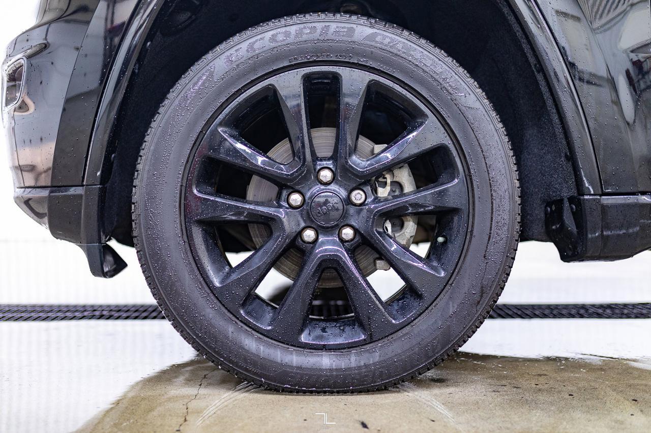 2020 Jeep Grand Cherokee 4x4 Altitude Leather Roof Nav BCam Red Deer AB