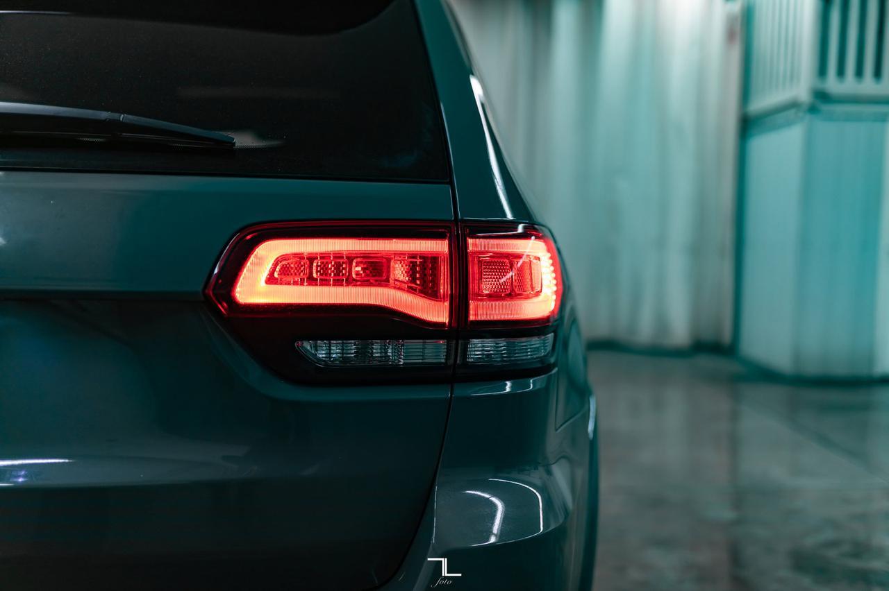 2020 Jeep Grand Cherokee 4x4 Altitude Leather Roof Nav BCam Red Deer AB