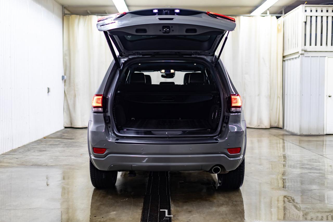 2020 Jeep Grand Cherokee 4x4 Altitude Leather Roof Nav BCam Red Deer AB