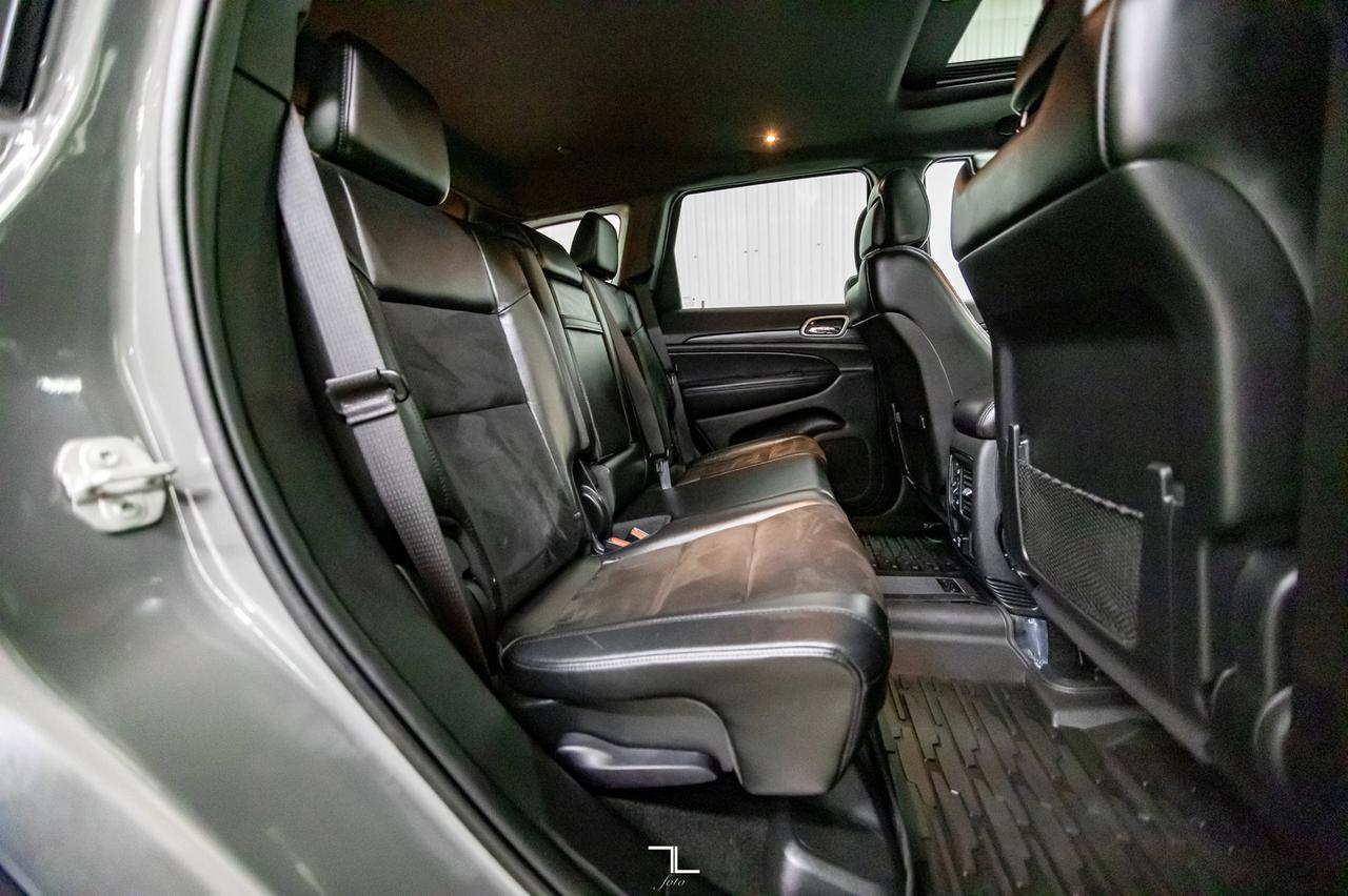 2020 Jeep Grand Cherokee 4x4 Altitude Leather Roof Nav BCam Red Deer AB