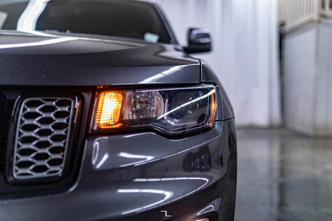 2020 Jeep Grand Cherokee 4x4 Altitude Leather Roof Nav Red Deer AB