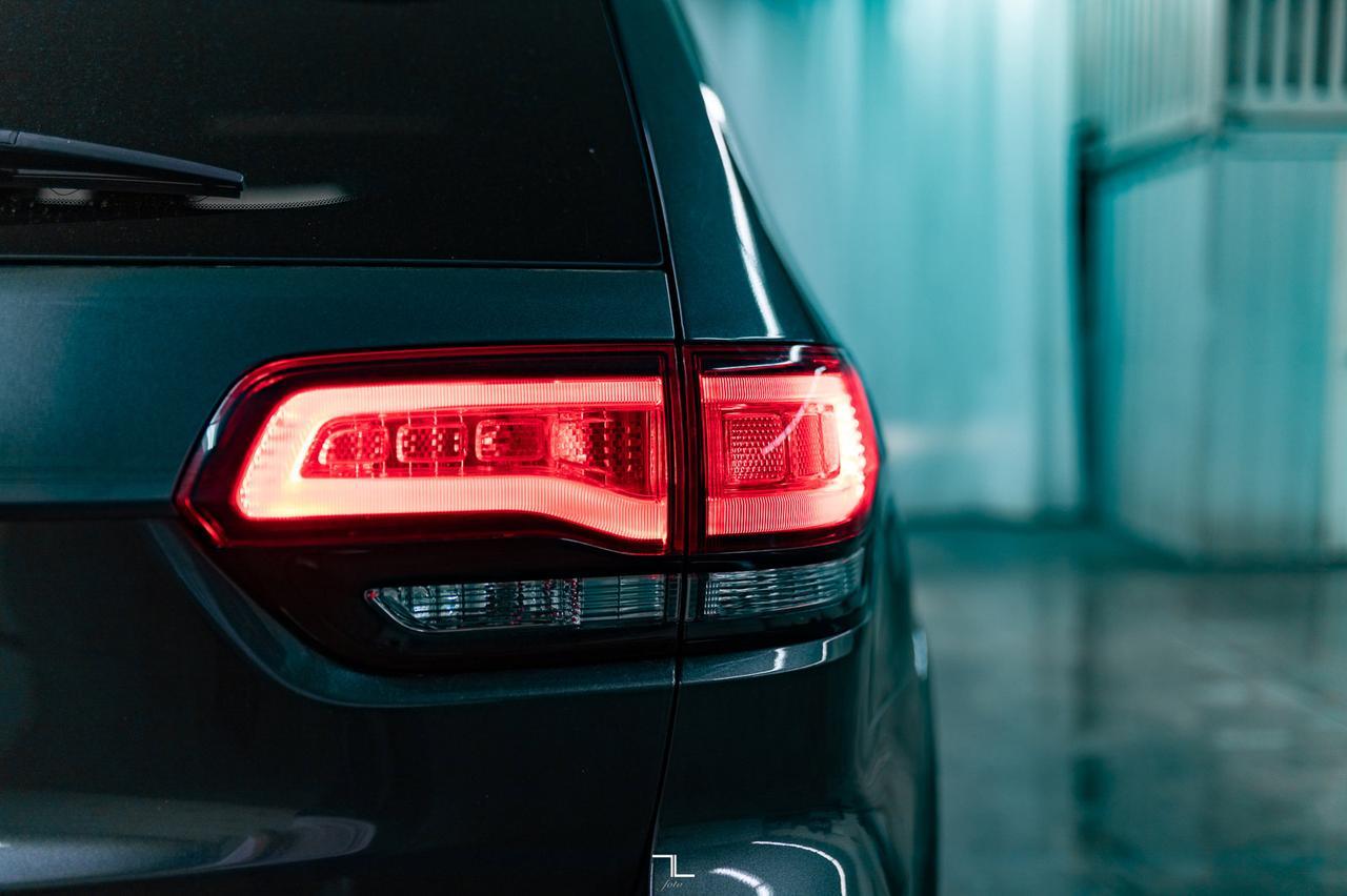 2020 Jeep Grand Cherokee 4x4 Altitude Leather Roof Nav Red Deer AB