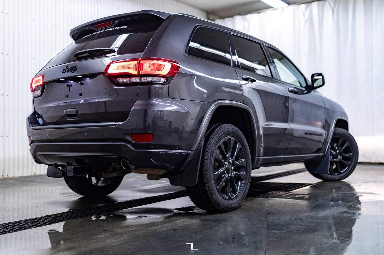 2020 Jeep Grand Cherokee 4x4 Altitude Leather Roof Nav Red Deer AB