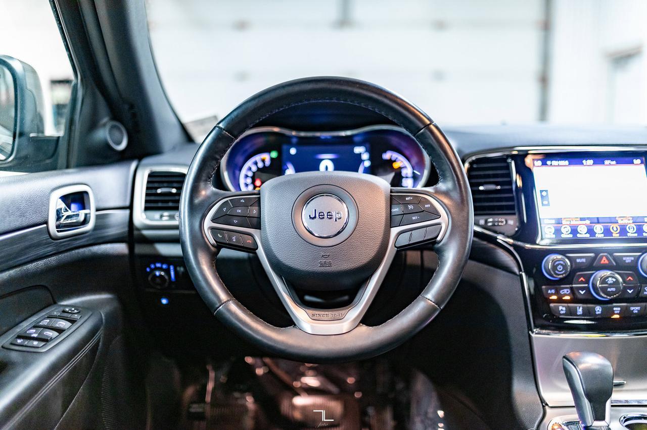 2020 Jeep Grand Cherokee 4x4 Altitude Leather Roof Nav Red Deer AB