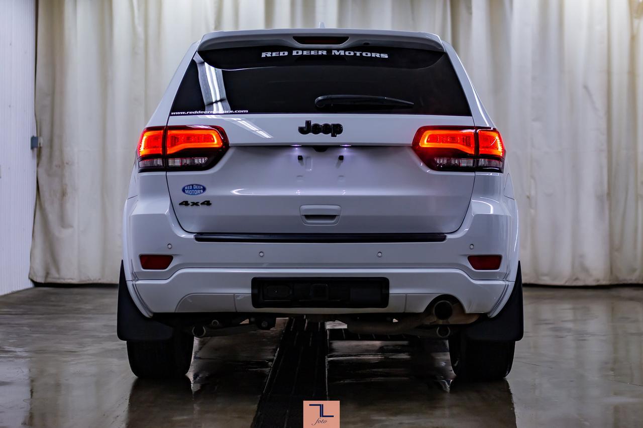 2020 Jeep Grand Cherokee 4x4 Laredo Altitude Leather Roof Nav BCam Red Deer AB