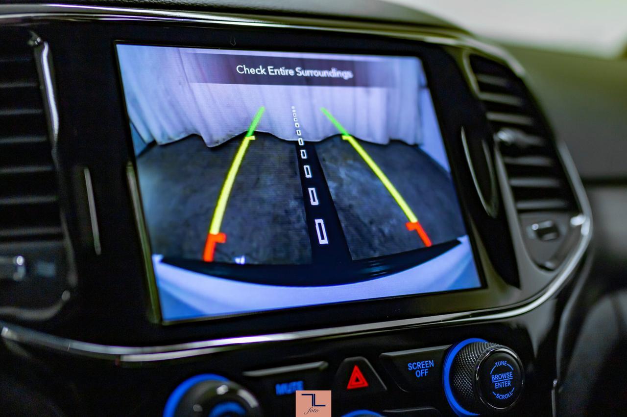 2020 Jeep Grand Cherokee 4x4 Laredo Altitude Leather Roof Nav BCam Red Deer AB