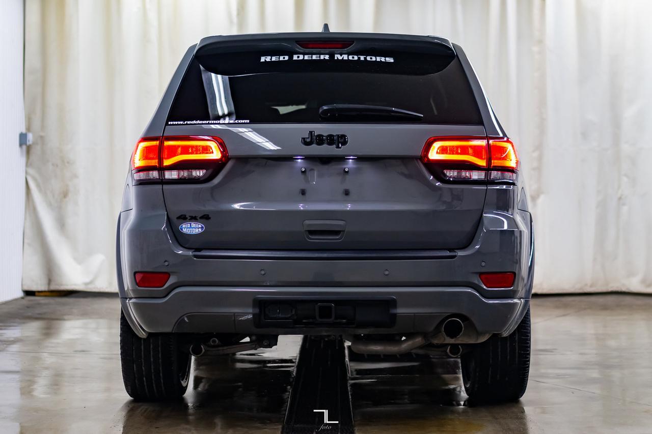 2020 Jeep Grand Cherokee 4x4 Laredo Altitude Leather Roof Nav BCam Red Deer AB