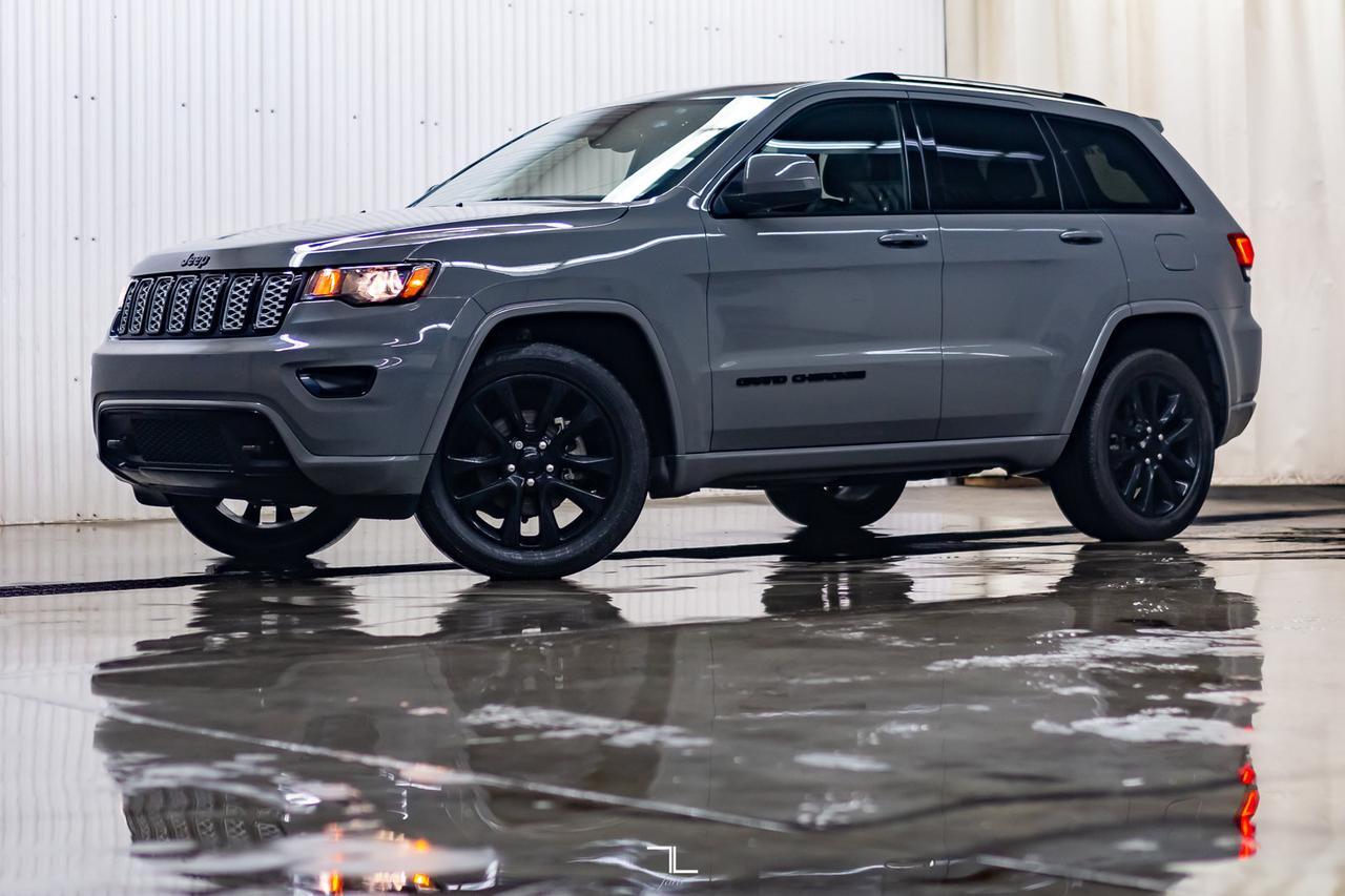 2020 Jeep Grand Cherokee 4x4 Laredo Altitude Leather Roof Nav BCam Red Deer AB
