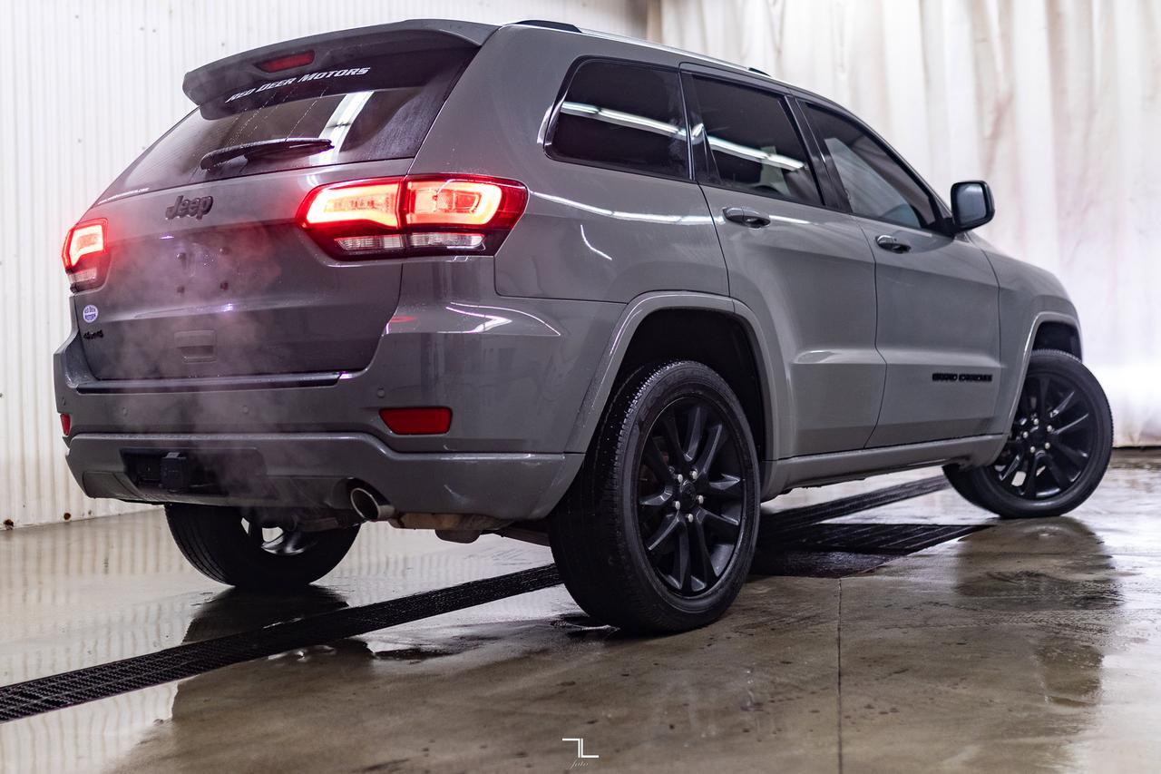 2020 Jeep Grand Cherokee 4x4 Laredo Altitude Leather Roof Nav BCam Red Deer AB