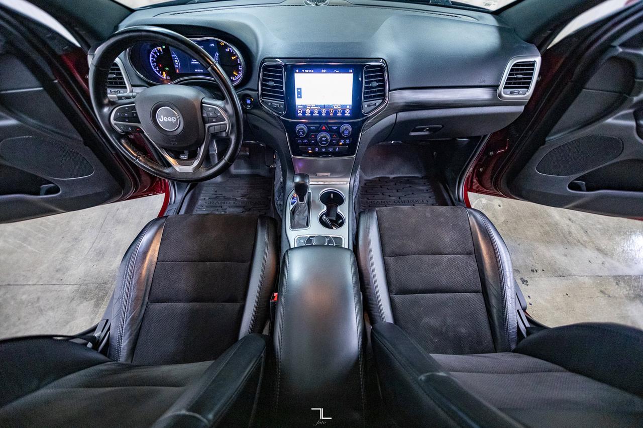 2020 Jeep Grand Cherokee 4x4 Laredo Altitude Leather Roof Nav Red Deer AB