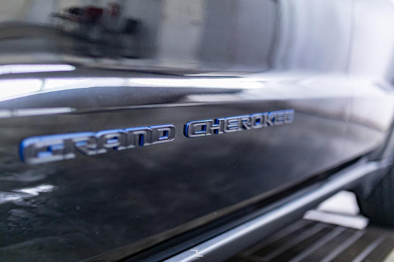 2020 Jeep Grand Cherokee 4x4 Laredo Upland BCam Red Deer AB