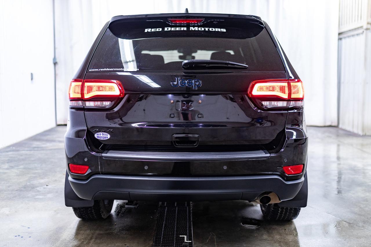 2020 Jeep Grand Cherokee 4x4 Laredo Upland BCam Red Deer AB