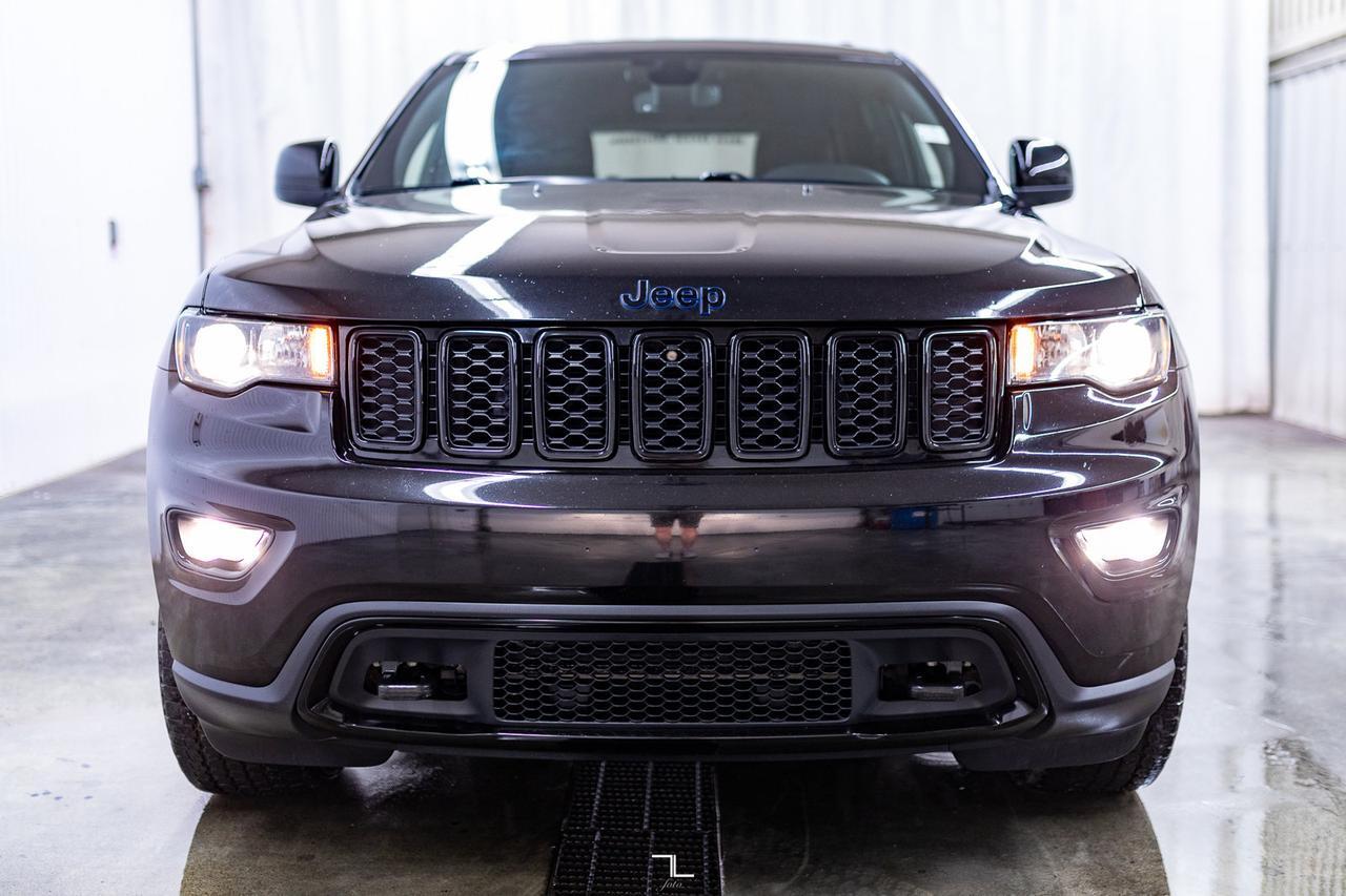 2020 Jeep Grand Cherokee 4x4 Laredo Upland BCam Red Deer AB
