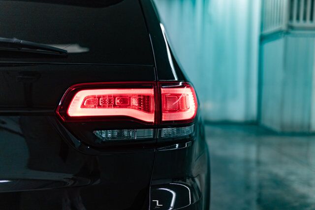 2020 Jeep Grand Cherokee 4x4 Laredo Upland BCam Red Deer AB
