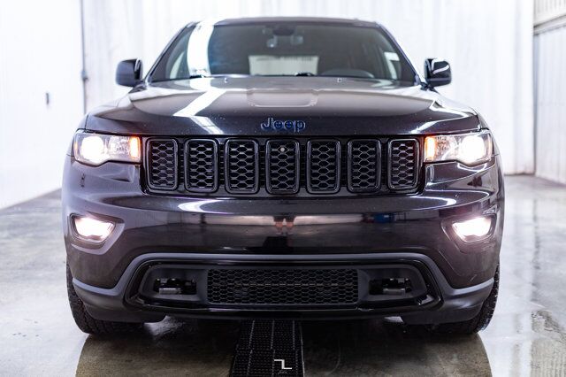 2020 Jeep Grand Cherokee 4x4 Laredo Upland BCam Red Deer AB