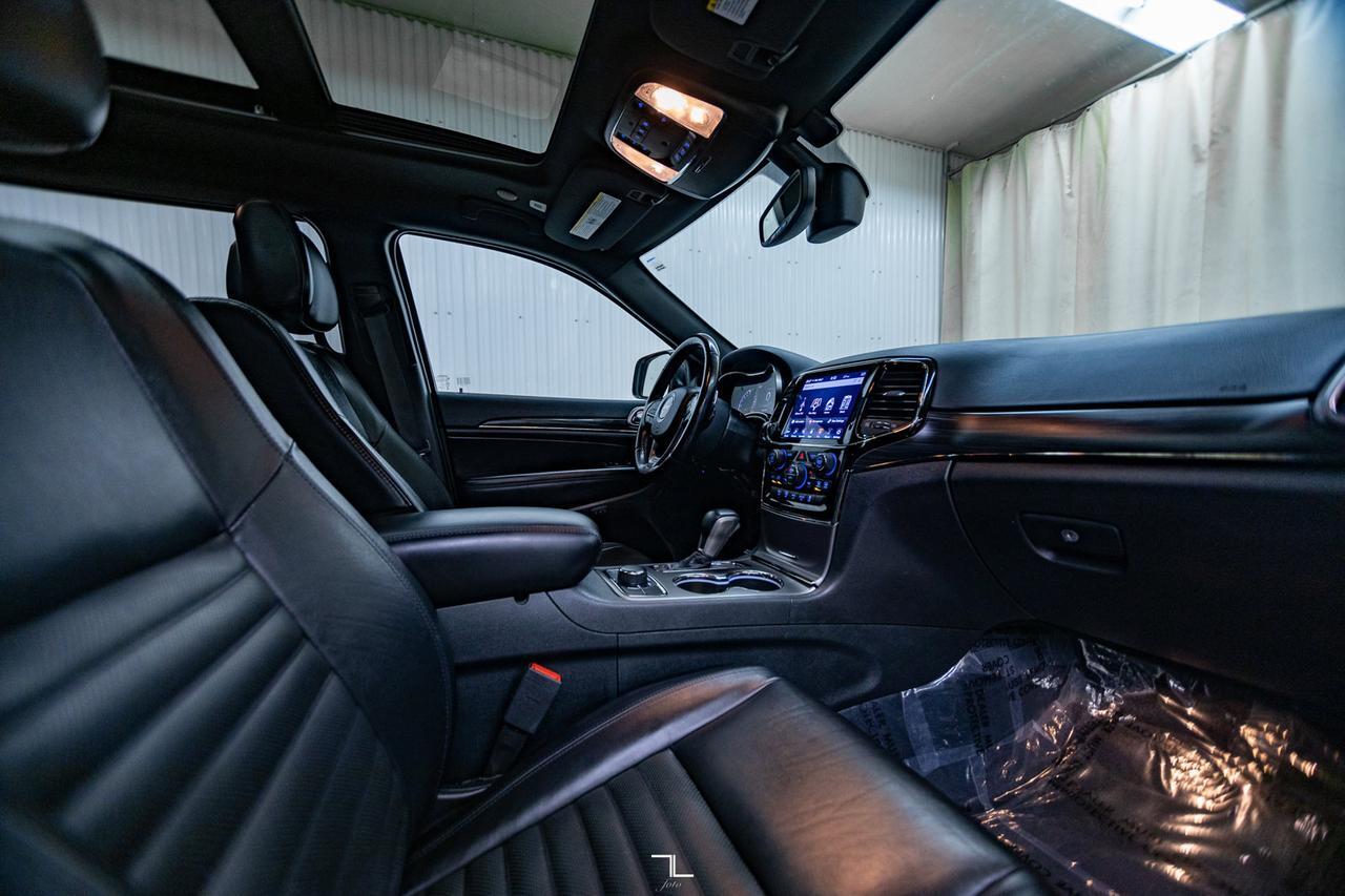 2020 Jeep Grand Cherokee 4x4 Limited X Leather Roof Nav BCam Red Deer AB
