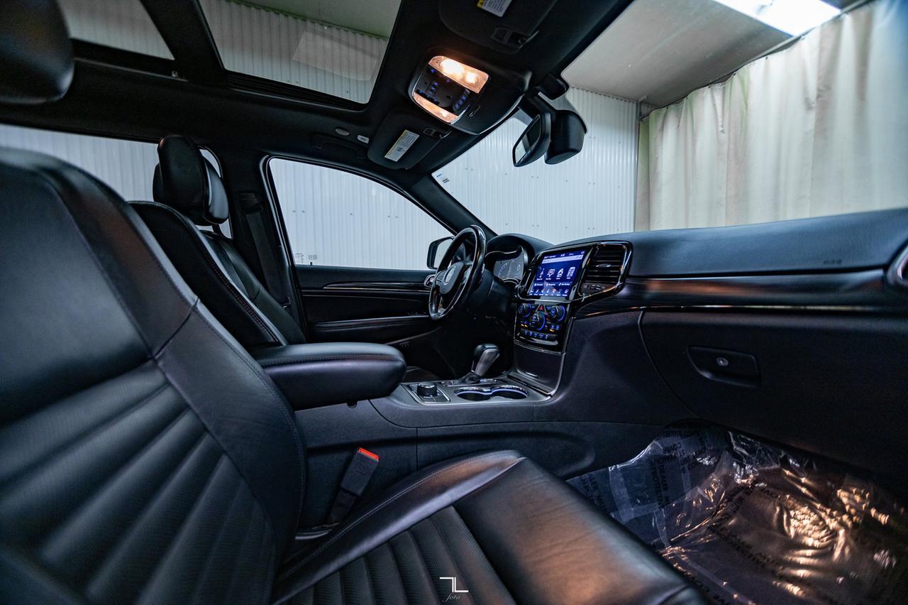 2020 Jeep Grand Cherokee 4x4 Limited X Leather Roof Nav BCam Red Deer AB