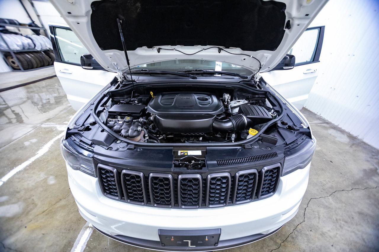 2020 Jeep Grand Cherokee 4x4 Limited X Leather Roof Nav BCam Red Deer AB