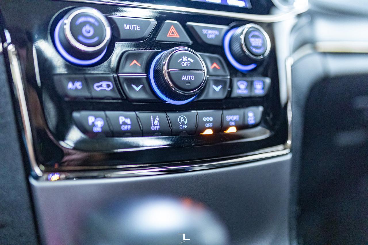 2020 Jeep Grand Cherokee 4x4 Limited X Leather Roof Nav BCam Red Deer AB