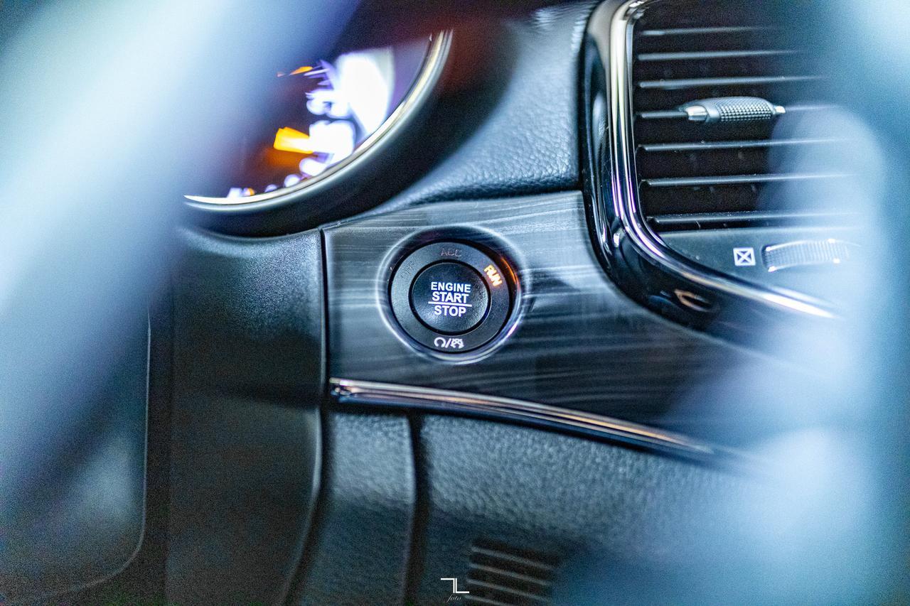 2020 Jeep Grand Cherokee 4x4 Limited X Leather Roof Nav BCam Red Deer AB