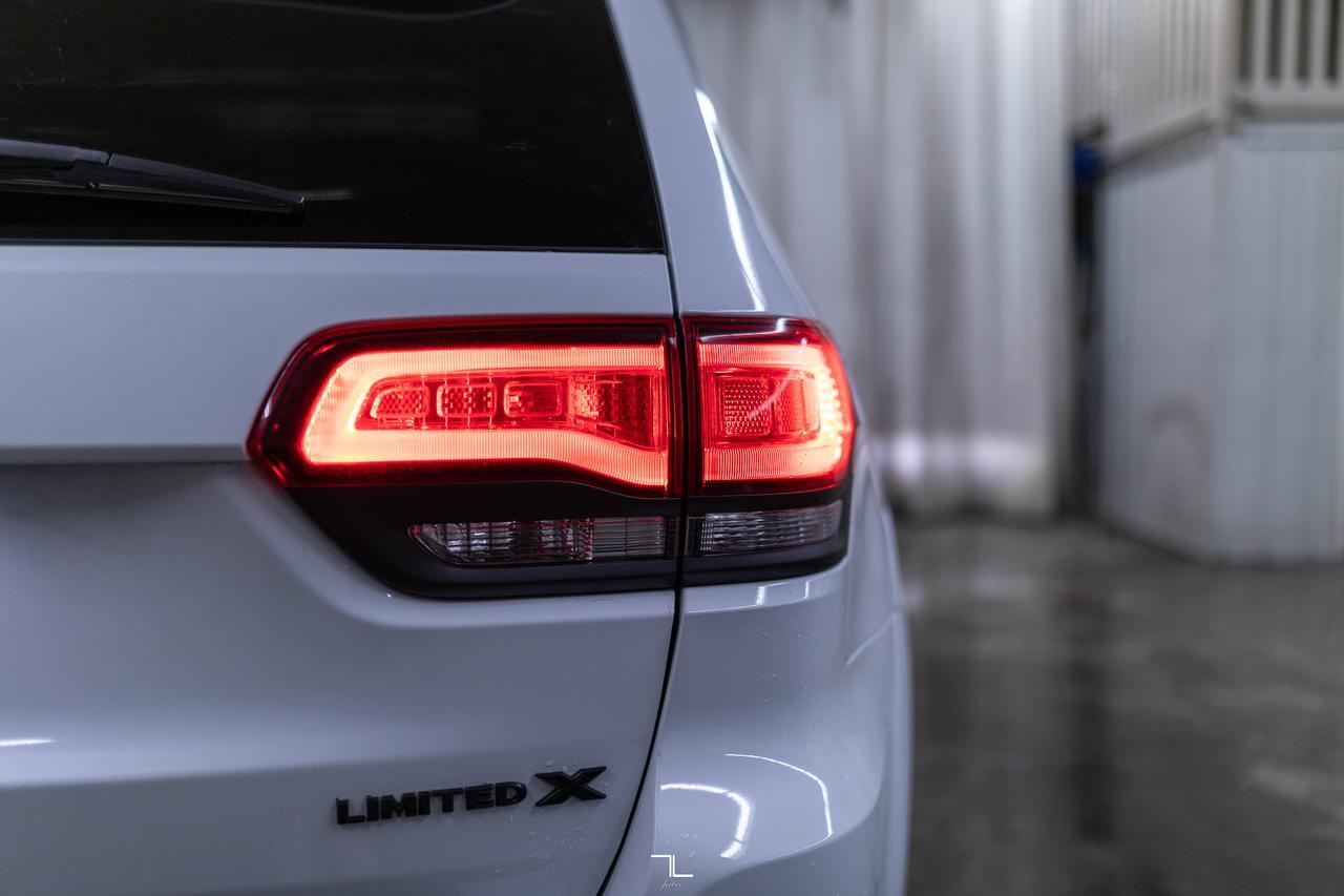 2020 Jeep Grand Cherokee 4x4 Limited X Leather Roof Nav BCam Red Deer AB