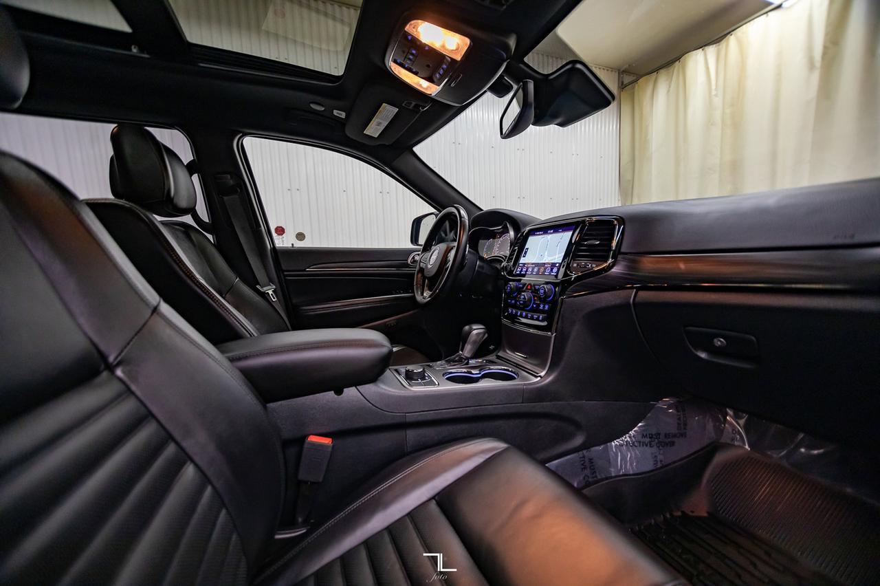 2020 Jeep Grand Cherokee 4x4 Limited X Leather Roof Nav BCam Red Deer AB