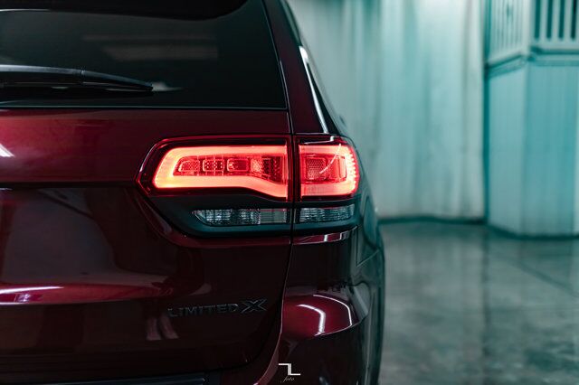 2020 Jeep Grand Cherokee 4x4 Limited X Leather Roof Nav BCam Red Deer AB