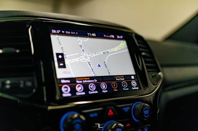 2020 Jeep Grand Cherokee 4x4 Limited X Leather Roof Nav BCam Red Deer AB