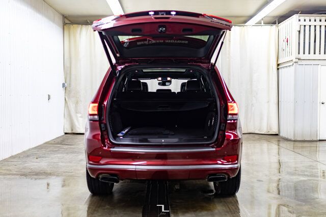 2020 Jeep Grand Cherokee 4x4 Limited X Leather Roof Nav BCam Red Deer AB