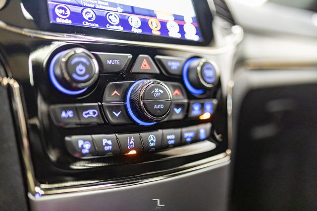 2020 Jeep Grand Cherokee 4x4 Limited X Leather Roof Nav BCam Red Deer AB