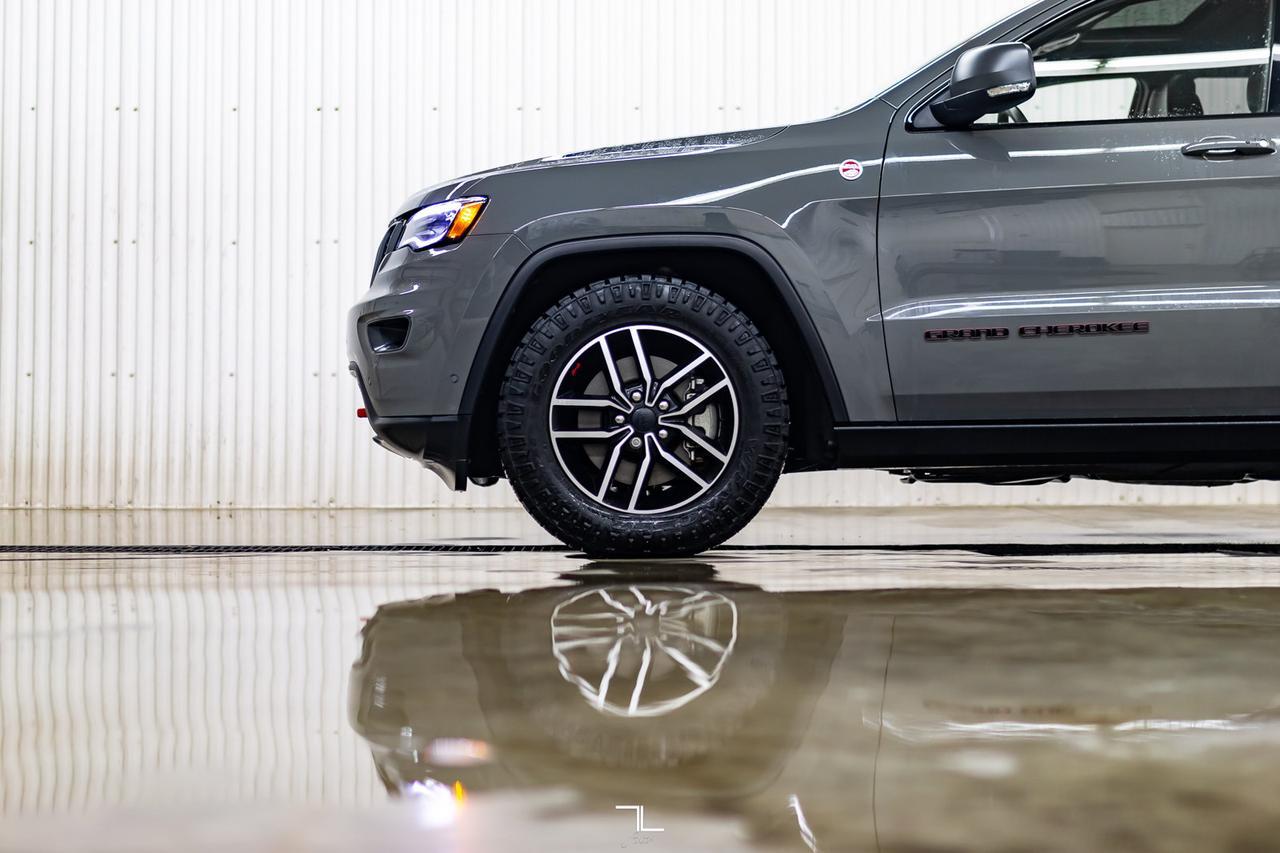 2020 Jeep Grand Cherokee 4x4 Trailhawk Leather Roof Nav BCam Red Deer AB