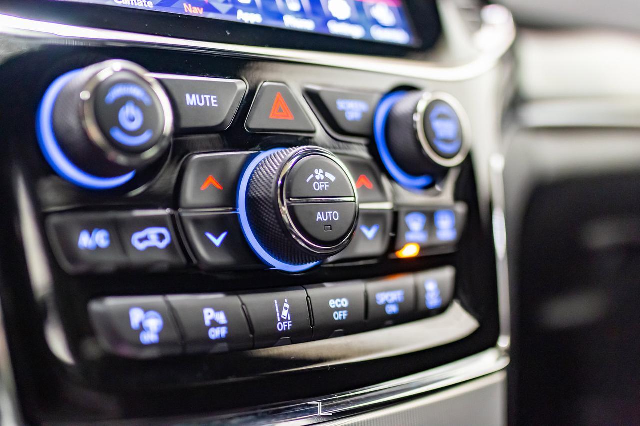 2020 Jeep Grand Cherokee 4x4 Trailhawk Leather Roof Nav BCam Red Deer AB