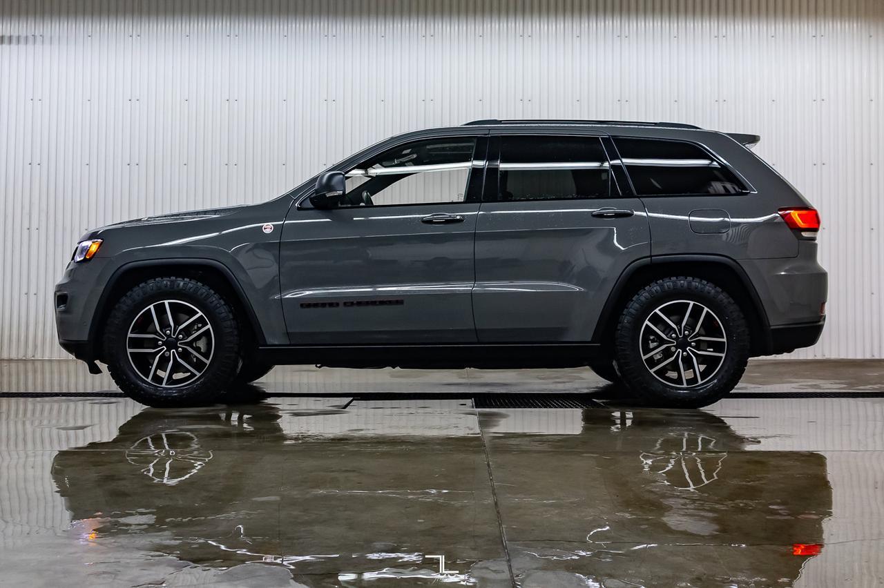2020 Jeep Grand Cherokee 4x4 Trailhawk Leather Roof Nav BCam Red Deer AB