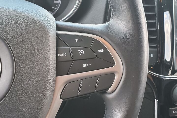 2020 Jeep Grand Cherokee Altitude  TX