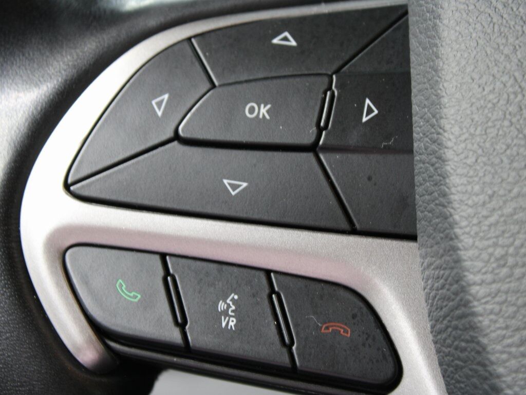 2020 Jeep Grand Cherokee Altitude 4WD Fond du Lac WI