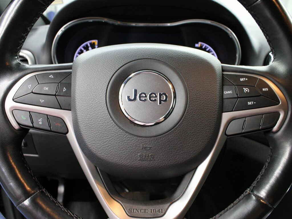 2020 Jeep Grand Cherokee Altitude 4WD Fond du Lac WI