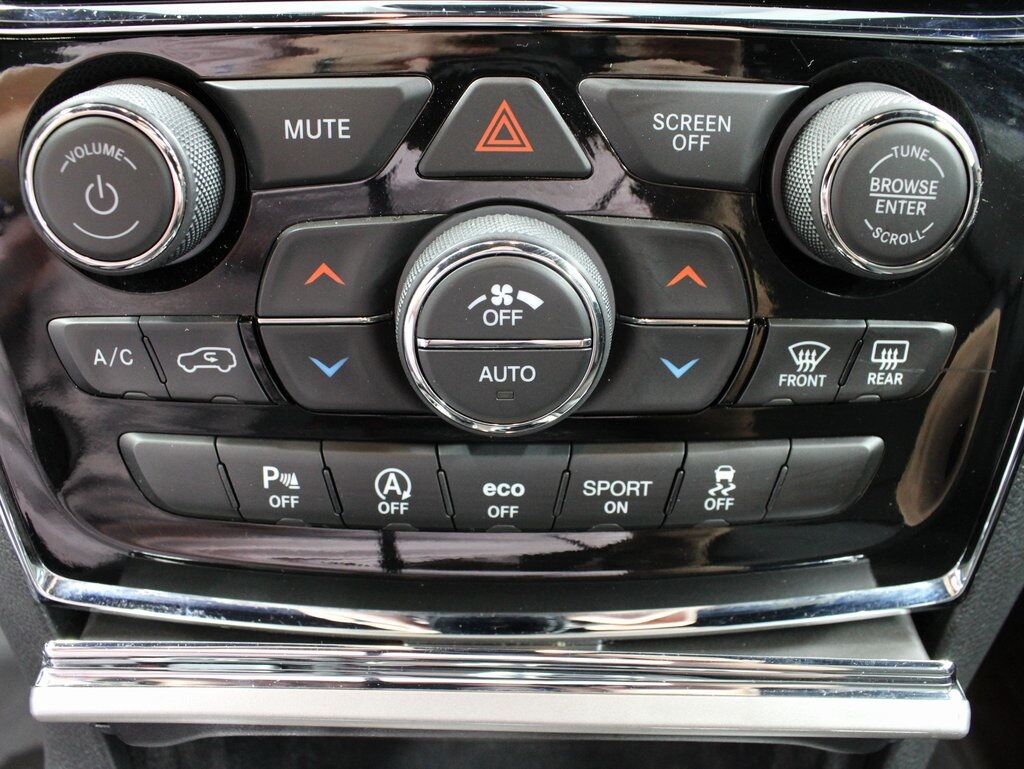 2020 Jeep Grand Cherokee Altitude 4WD Fond du Lac WI