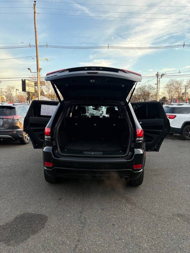 2020 Jeep Grand Cherokee Altitude 4x4 4dr SUV Edison NJ