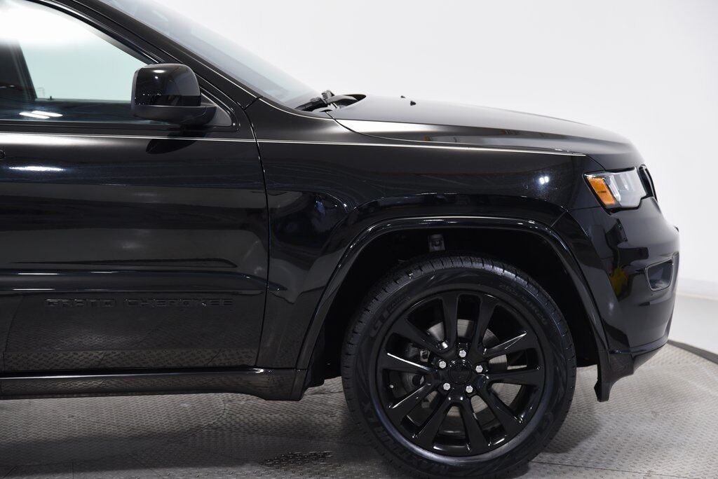 2020 Jeep Grand Cherokee Altitude Akron