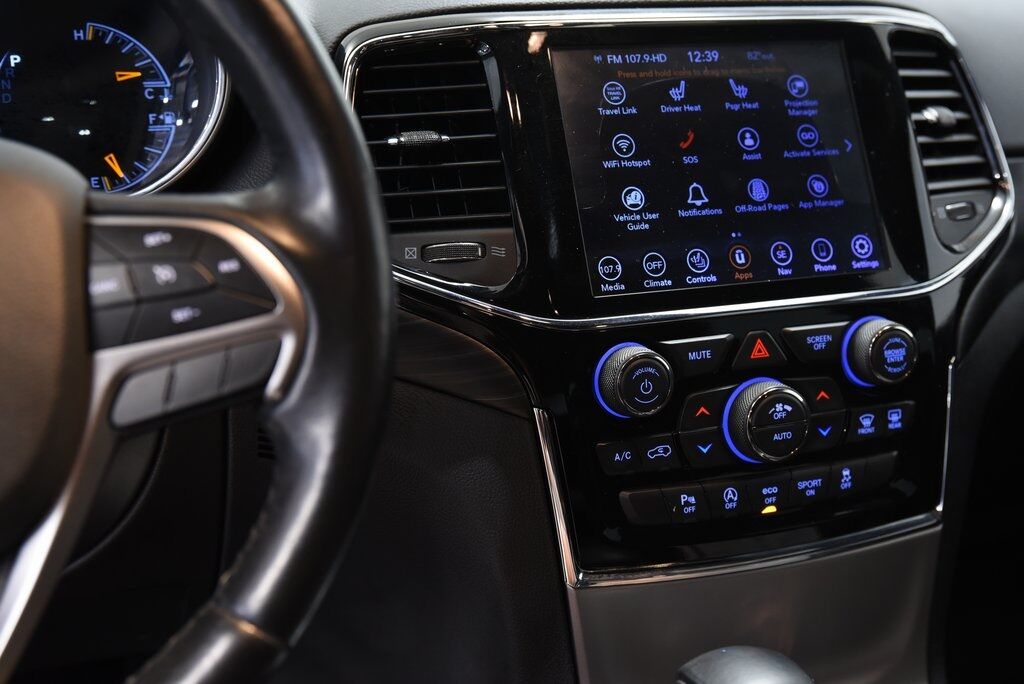 2020 Jeep Grand Cherokee Altitude Akron